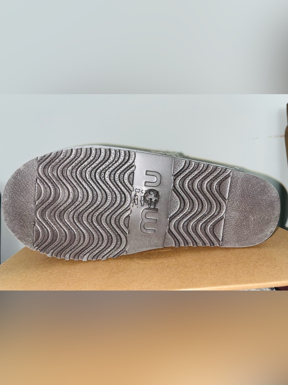 Mou Silver Eskimo Back-Logo Short Boot - Women - Picture 3 of 5